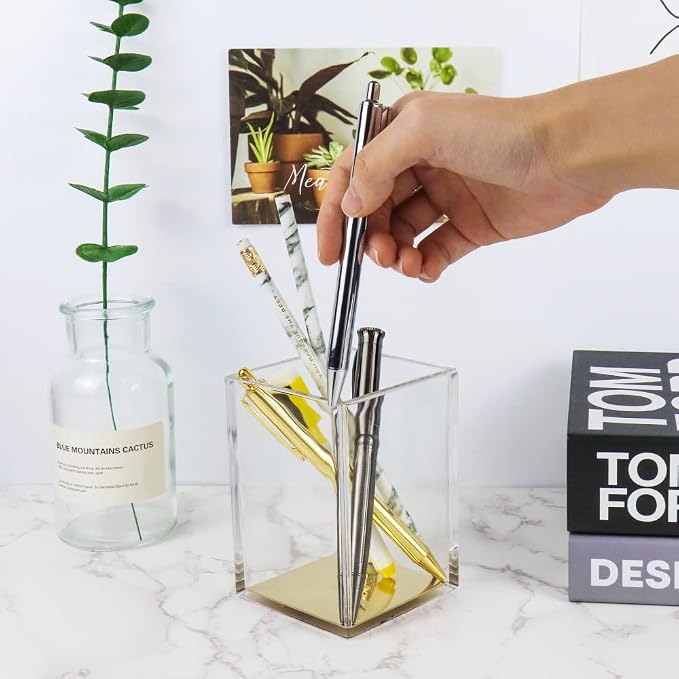 MEI YI TIAN Clear Acrylic Pencil Pen Holder Cup with Yellow Gold Bottom, Desk Accessories Makeup Brush Holders Modern Design Desktop Organizer for Countertop Desk Accessory Storage