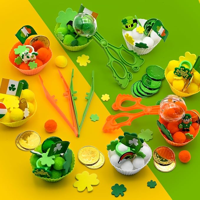 229 Pcs St. Patrick's Day Sensory Bin Filler Irish Shamrock Counting Sorting Sensory Bin Items Fine Motor St. Patrick's Day Counts for Irish Counting Decor