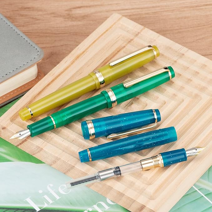 Jinhao 82 Acrylic Fountain Pen, Iridium Medium Nib with Ink Converter, Transparent Peacock Blue Fluorescent Classic Design Smooth Writing Pen (Gold Trim)