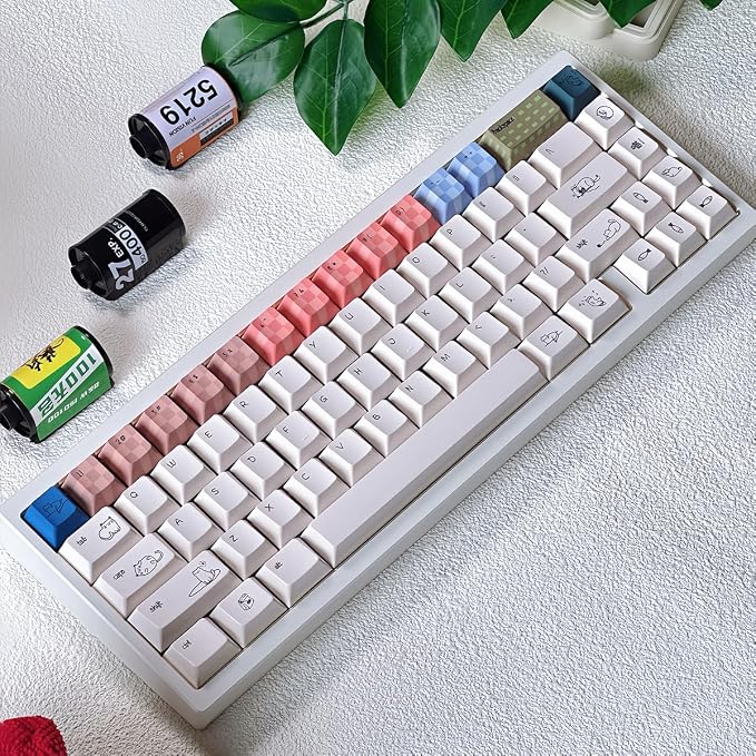 PBT Cat Keycaps, White Minimalist Keycap, 163 Keys Cherry Profile Keyboard Keycaps Set, Cute Cat Dye-Sublimation Custom Key Caps for Cherry MX Switches Mechanical Gaming Keyboard