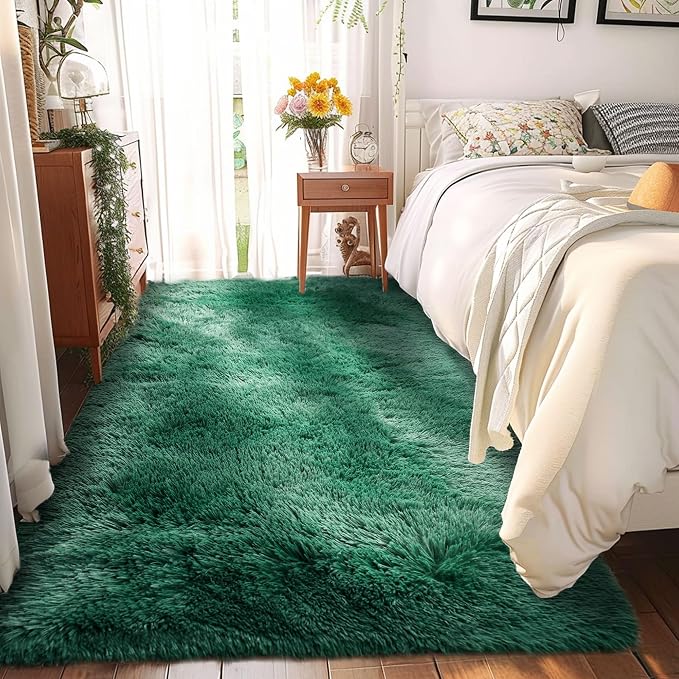 Awaytail Fluffy Runner Rugs for Bedroom 2x4, Emerald Green Runner for Hallway Non-Slip, Shaggy Fuzzy Bedroom Rug Room Decor