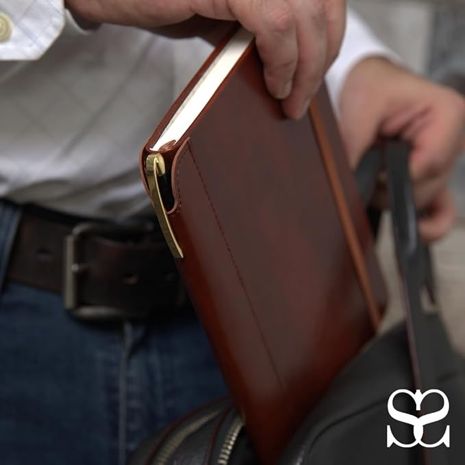 SETTINI® Lined Journal - Compass Journal for Writing Gift Set - Hardcover Vegan Leather, Includes Luxury Pen in a Unique Pen Holder, 192 Pages, A5, Birthday Gift, Journal for Men & Women