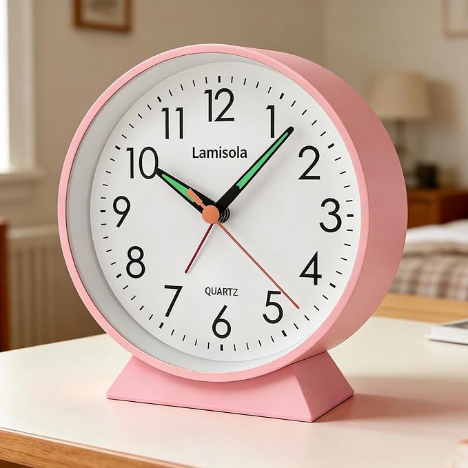 4.5 Inch Small Pink Analog Alarm Clock, Retro Battery Operated Desk Clock with Night Light Stays On 4 Seconds Vintage Metal Table Clock for Bedside, Nightstand, Bedroom, Office, Bathroom - Pink