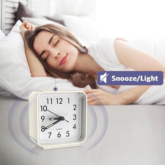 Analog Alarm Clocks, Non Ticking Table Clock with Luminous Hand & Large Display, Battery Powered Silent Bedside Alarm Clock with Night Light Function & Snooze, for Bedroom, Office (White)