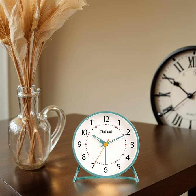 Tinload 4.5" Antique Retro Analog Alarm Clock, Small Silent Desk Clock with Manual Light, Snooze, for Living Room, Bedroom, Bedside, Desk(Green)