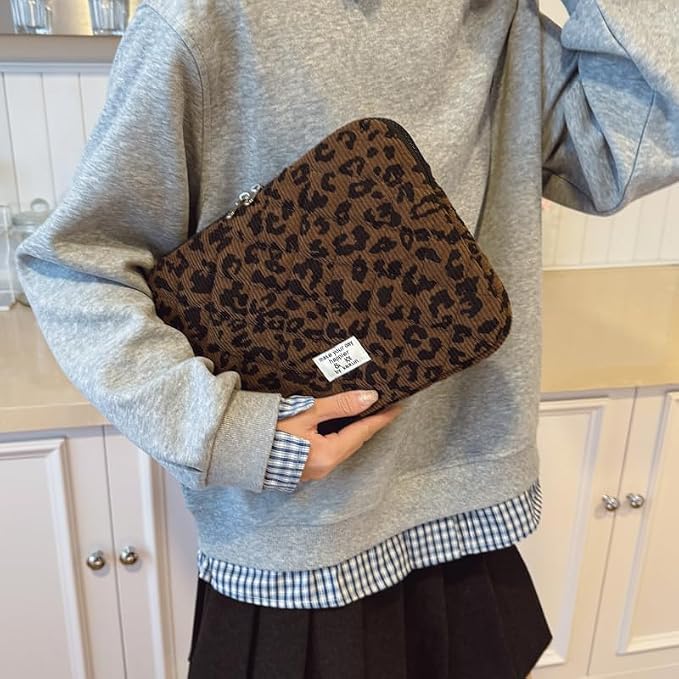Leopard Puffy Laptop Sleeve 11,13,15 Inch Cheetah Print Quilted Laptop Case Protective Padded Computer Sleeve for MacBook