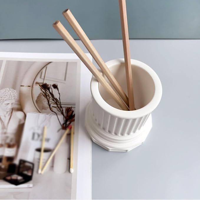 Cement Pen Holder, Industrial Round Makeup Brush Stationery Organizer Minimalist Desktop Storage Pen Storage(Grey)