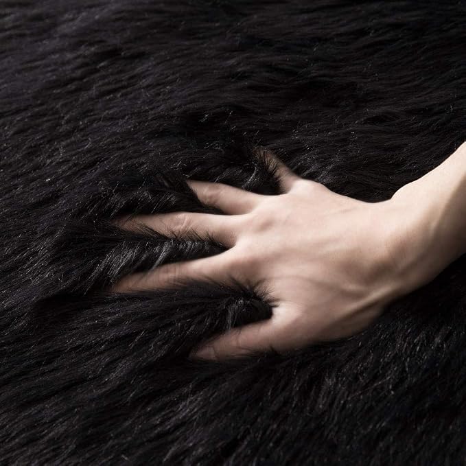MIULEE Luxury Super Soft Fluffy Area Rug Faux Fur Sheepskin Rug Decorative Plush Shaggy Carpet for Bedside Sofa Floor Halloween 3 x 5 Feet, Black