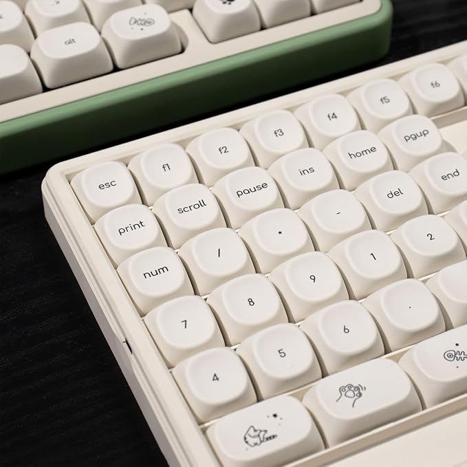 MOA Profile Cute Cat Keycaps, 124keys PBT Keycaps Set, Minimalist White Keyboard Caps, Custom Dye Sublimation Key Caps for 61/64/68/84/87/100/104/108 Cherry MX Mechanical Keyboards(124 Keys)