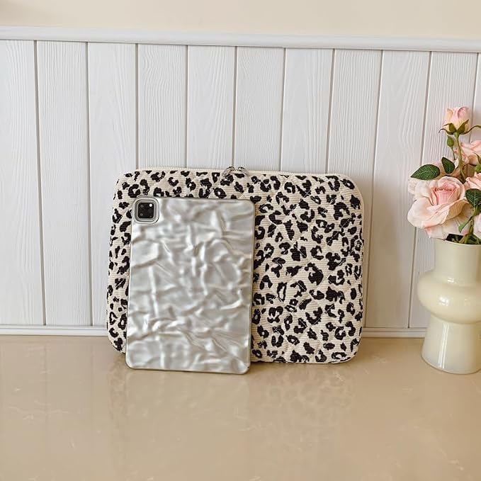 Leopard Puffy Laptop Sleeve 11,13,15 Inch Cheetah Print Quilted Laptop Case Protective Padded Computer Sleeve for MacBook