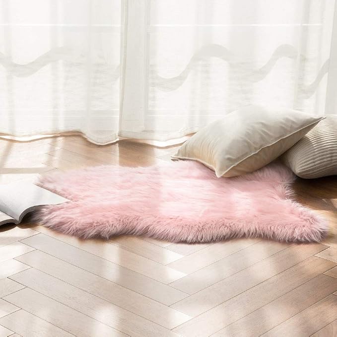 MIULEE Fluffy Rug Soft Shaggy Faux Fur Area Rug Luxury Plush Sheepskin Carpet for Bedroom Living Room Sofa Chair 2 x 3 Feet, Pink