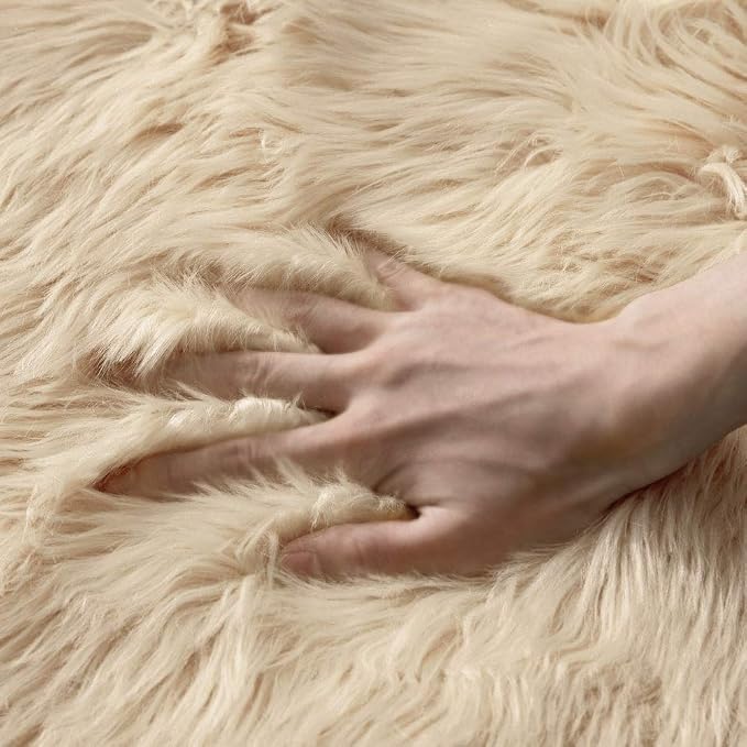 MIULEE Luxury Super Soft Fluffy Area Rug Faux Fur Sheepskin Rug Decorative Plush Shaggy Carpet for Bedside Sofa Floor 3 x 5 Feet, Light Yellow