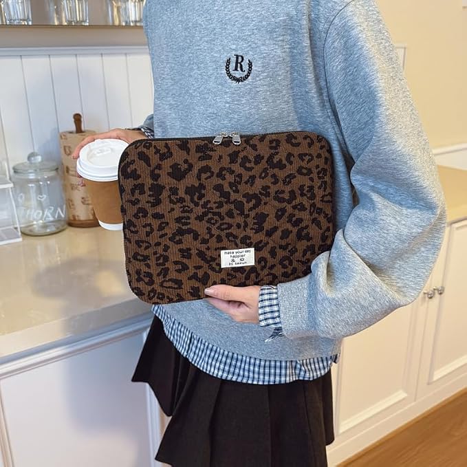 Leopard Puffy Laptop Sleeve 11,13,15 Inch Cheetah Print Quilted Laptop Case Protective Padded Computer Sleeve for MacBook