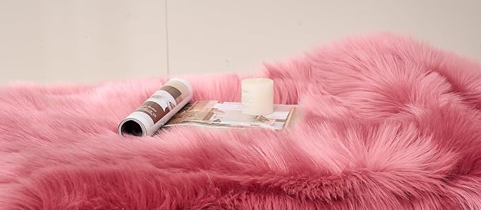 EasyJoy Faux Sheepskin Rug, Fluffy Faux Fur Rug, Ultra Soft Shag Area Rug with Non-Slip Backing for Bedroom, Living Room, Nursery, Kids Room(4 x 4 ft Round, BlushPink)