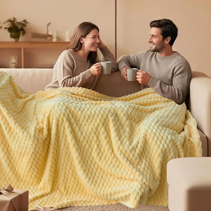 Vessia Flannel Fleece Twin Size Blanket(60x80 inch), 3D Jacquard Light Yellow Fuzzy and Warm Blanket for Couch,Sofa, 300GSM Super Soft Touch Cozy Lightweight Bed Home Decor for All-Season