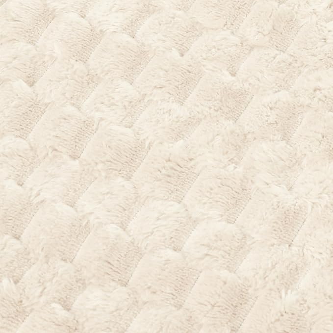 Vessia Flannel Fleece King Size Bed Blanket(108x90 inch), 3D Jacquard Cream Fuzzy and Warm Blanket for Adults, 300GSM Super Soft Touch Cozy Lightweight Ivory Home Decor for All-Season