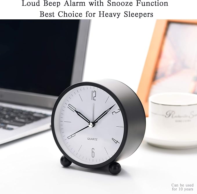 Analog Clock, Alarm Clock Battery Operated, Non Ticking Desk Clocks for Student, Back to School Supplies, Clock for Bedroom with Night Light , Simple Stylish Design, Vintage Clock For Room Décor
