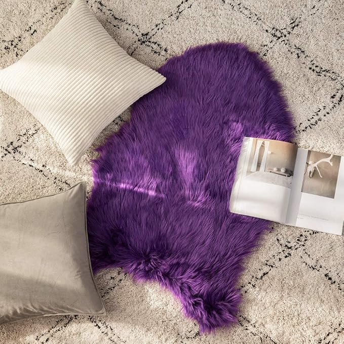 MIULEE Luxury Super Soft Fluffy Area Rug Faux Fur Sheepskin Rug Decorative Plush Shaggy Carpet for Bedside Sofa Floor 2 x 3 Feet, Purple