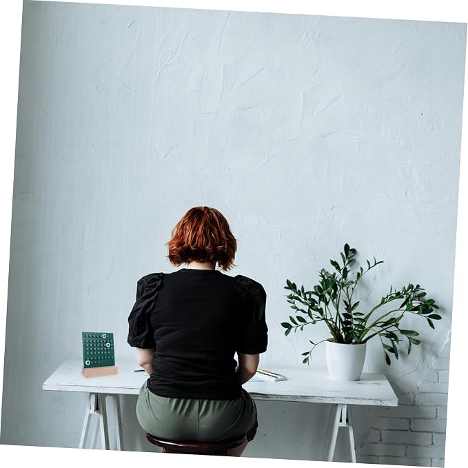 Kawaii Perpetual Desk Calendar with Date Display Cute Acrylic Home Office Decoration Manual Flip Calendar for Teachers and Classroom Decor Green
