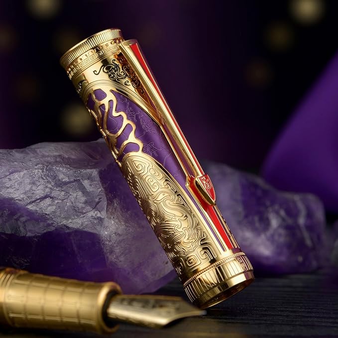 HONG DIAN D5 Qin Dynasty Fountain Pen Purple Gold, Fine Nib Piston Filling Pen, Retro Chinese Totem Engraving Smooth Writing Pen with Pen Box Set