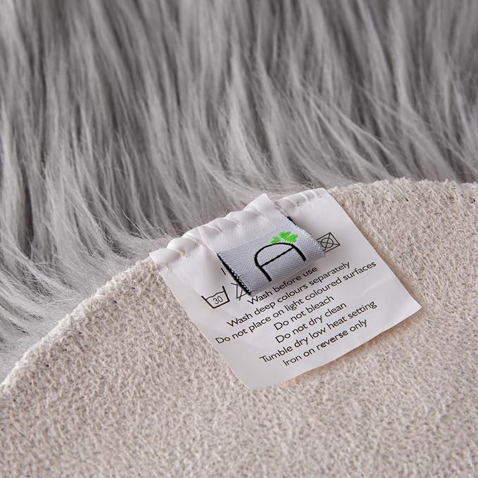 Ashler Faux Fur Rug, Fluffy Shaggy Area Rug Ultra Soft 3 x 3 Feet Round Fur, Grey Fuzzy Rug Machine Washable Shag Rug, Nursery Decor Throw Rugs for Bedroom, Kids Room, Living Room