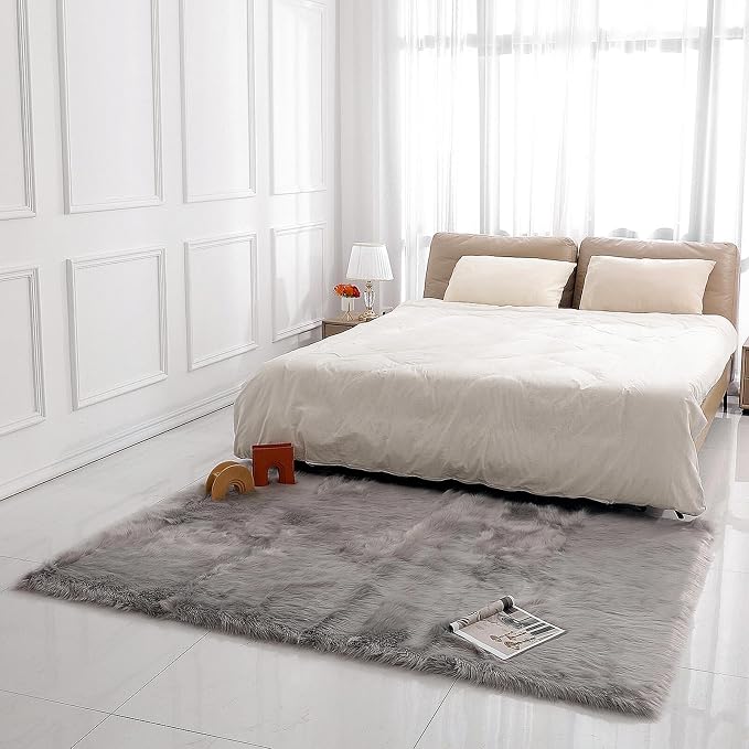 linmopm Faux Fur Rug Sheepskin Grey Shag Fluffy Fuzzy 5x7 ft Rugs for Bedroom Bedside Bed Floor Living Room Plush Rectangle High-Density Cushion Carpet Super Sofa Cover