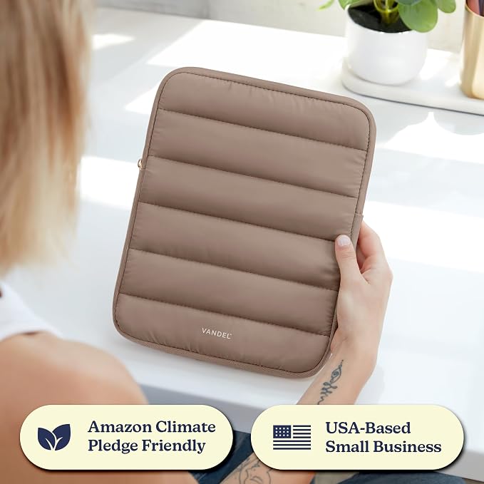 Vandel - The Original Puffy iPad Sleeve 9-11 Inch Tablet Sleeve, Brown i Pad Case for Women and Men, Cute iPad Air Pouch, 9 10 Inch, 11 Inch Bag