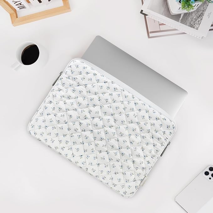 MOSISO Laptop Case 13.3 inch, 13-13.3 inch Puffy Laptop Sleeve Bag Compatible with MacBook Neo/Air 13.6/Pro 13/Pro 14, HP Dell ASUS Lenovo, Charming Floral Square Quilted Carrying Bag&Small Case, Blue