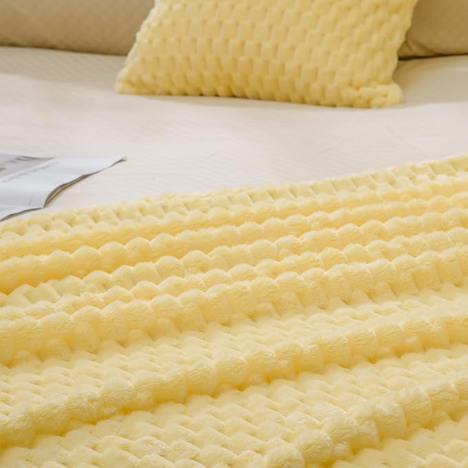 Vessia Flannel Fleece King Size Bed Blanket(108x90 inch), 3D Jacquard Light Yellow Fuzzy and Warm Blanket for Adults, 300GSM Super Soft Touch Cozy Lightweight Bed Decor for All-Season