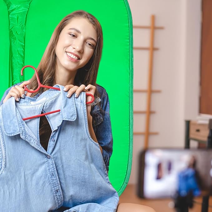 Streaming Green Screen Chair | Reversible Photography Backdrop, Portable Soft Fabric, Compact Foldable Sheet | Perfect Webcam Video Setup, Live Broadcast, Streaming, Video Conferencing, Content