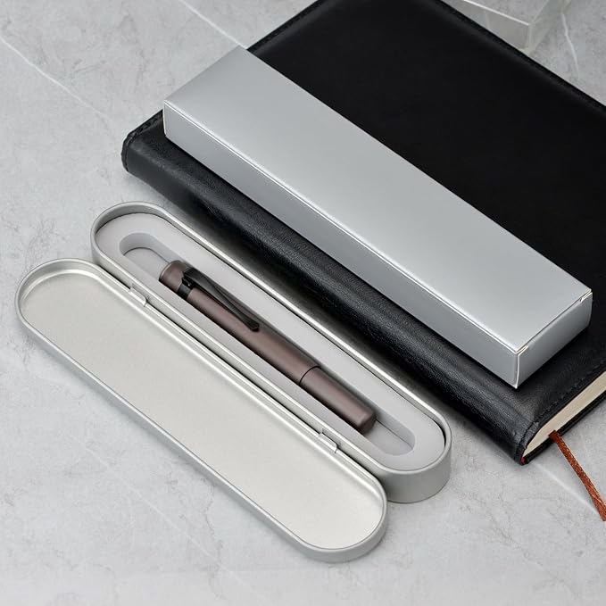 HONG DIAN M2 Black Forest Mini Fountain Pen, Long Blade Nib & Sleek Shape Aluminium Short Pocket Travel Pen (Caramel Brown)