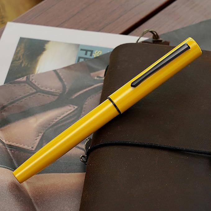 HONG DIAN C1 Fountain Pen Extra Fine Nib, Dark Green & Classic Retro Design Metal Pen with Ink Converter