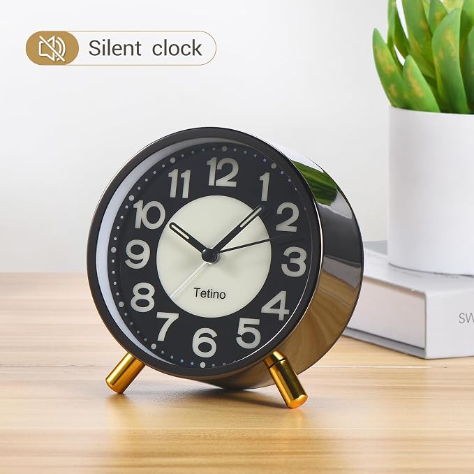 Tetino Analog Alarm Clock,Super Silent Non Ticking Small Clock with Night Light, Battery Operated, Simple Design, for Bedroom, Bedside, Desk, Adult, Kid, Gift，Ideal Decor (Light Luxury Gray)