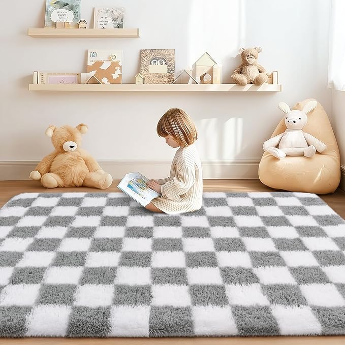 Checkered Rug for Bedroom 5x7, Ultra Fluffy Fuzzy Shag Area Rugs for Living Room, Anti-Skid Indoor High Pile Soft Rug Carpet for Living Room Bedroom Kids Room Nursery, Dorm Home Decor, White & Grey