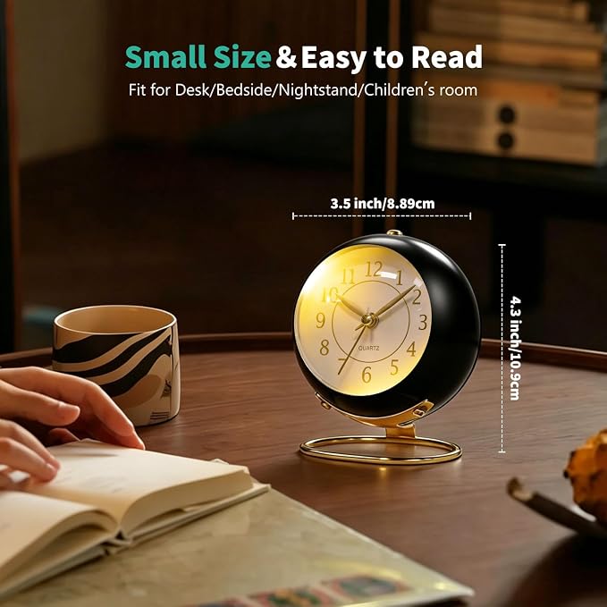 Analog Alarm Clock, Retro Small Desk Clock with Night Light, Backlight Cute Simple Design, Silent Non-Ticking, Battery Powered, for Bedroom,Travel,Kitchen,Bedside Desktop Decor