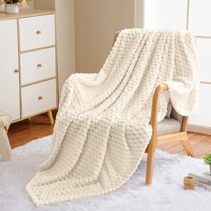 Vessia Flannel Fleece King Size Bed Blanket(108x90 inch), 3D Jacquard Cream Fuzzy and Warm Blanket for Adults, 300GSM Super Soft Touch Cozy Lightweight Ivory Home Decor for All-Season