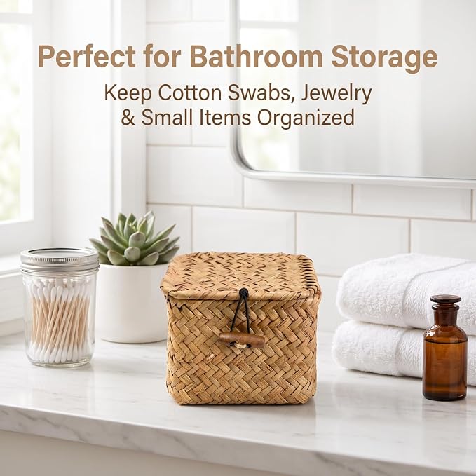 Mini Seagrass Basket with Lid, Square Handwoven Wicker Storage Bins, Key Holder, Jewelry, Hair Ties, Candy Organizer for Shelf, Entryway, Desk, Home Decor, 3.94x3.94x3.15 inch