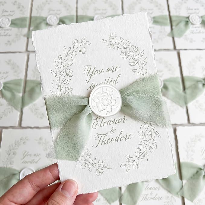 UNIQOOO Wax Seal Stickers - 3D Vintage Floral Wedding Invitation Envelope Botanical Seal Stickers, 50 Pcs Self- Adhesive White Flower Stickers, Perfect for Invitation, Gift Wrapping, Party