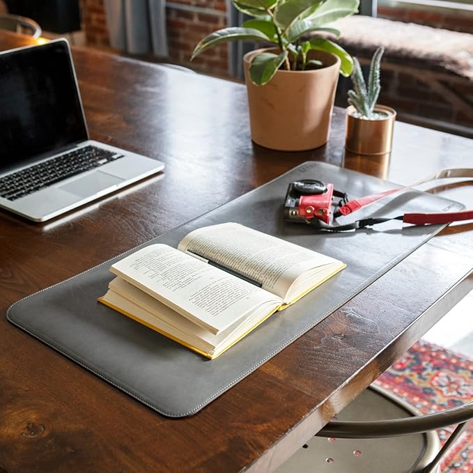 Londo Leather Extended Mouse Pad – Large Desk Mat for Office & Gaming, Smooth Writing Surface, Non-Slip Base, Durable & Stylish Workspace Accessory