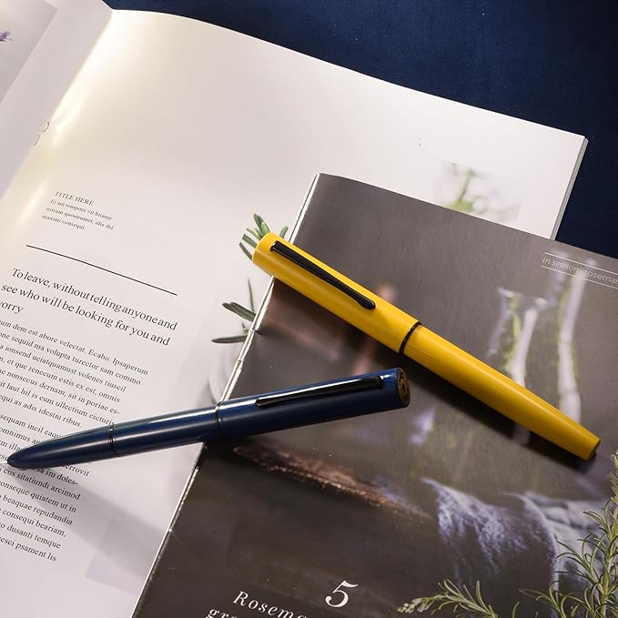 HONG DIAN C1 Fountain Pen Fine Nib, Glossy Black & Classic Retro Design Metal Pen with Ink Converter
