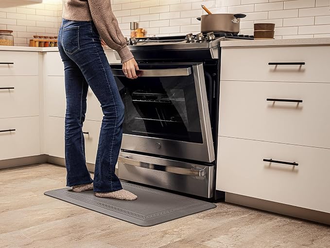 WeatherTech ComfortMat, 24 by 36 Inches Anti-Fatigue Comfort Mat, Bordered Pattern, Black