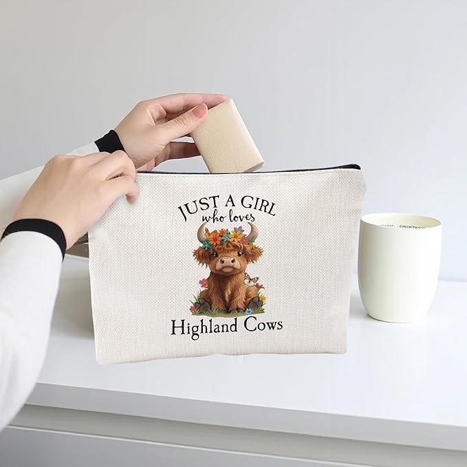 Highland Cow Stationery Sets, Highland Cow Gifts for Women Christmas Cow Lovers Stuff Include Scottish Sticky Notes Ballpoint Pens Makeup Bag Office Decor for Students School Teacher Meeting Supplies