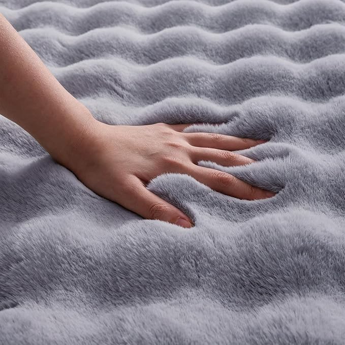 Gray Rabbit Plush Rug 5'x8', Fluffy Shaggy Area Rug for Nursery & Kids Room, Faux Fur Carpet for Girls Bedroom, Living Room, Teen Decor