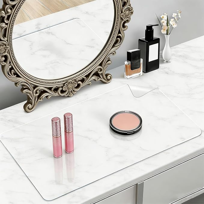 Makeup Mat for Vanity, 12in x 18in Heat Resistant Clear Desk Mat, Easy to Clean Water Vanity Protector Mat, Portable Makeup Accessories for Use While Traveling (Clear 1.5mm)