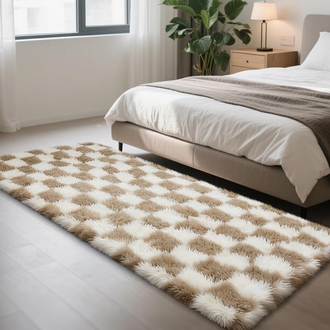 Checkered Rug for Bedroom, 2x6 Beige and White Area Rugs, Classic Checkered Carpets Shag Area Rug, Bedside Rugs for Living Room Bedroom Room Home Decor