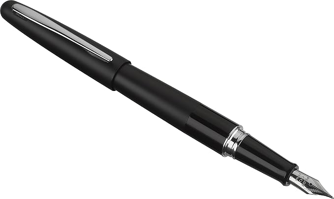 PILOT Metropolitan Collection Fountain Pen, Black Barrel, Classic Design, Fine Nib, Black Ink (91111)