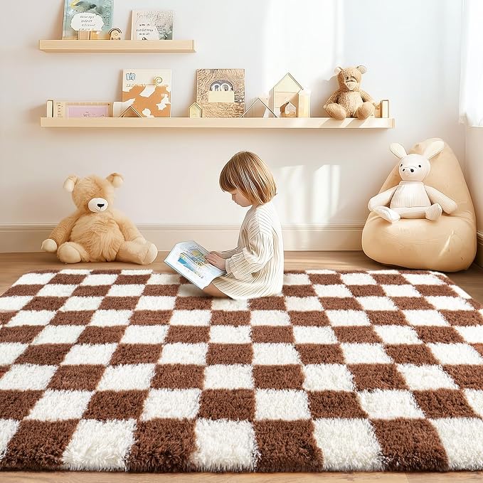 Checkered Rug for Bedroom 5x7, Ultra Fluffy Fuzzy Shag Area Rugs for Living Room, Anti-Skid Indoor High Pile Soft Rug Carpet for Living Room Kids Room Nursery, Dorm Home Decor, Cream and Coffee