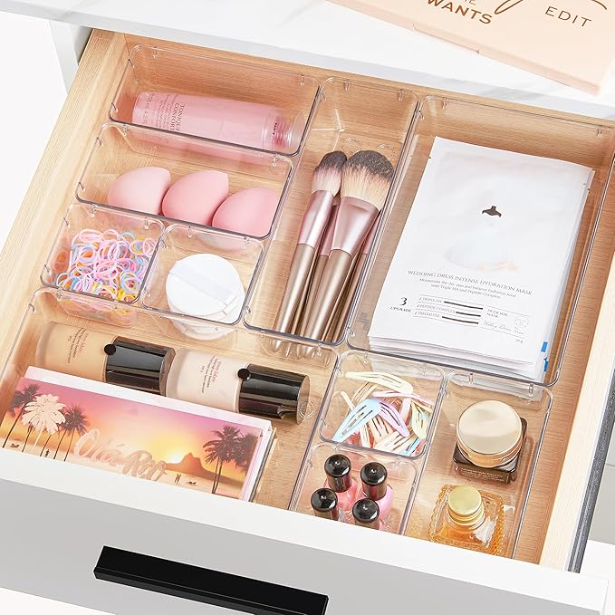 Vtopmart 15 PCS Clear Plastic Drawer Organizers Set, 4-Size Versatile Bathroom and Vanity Organizer Trays, Non-Slip Storage Containers for Makeup, Jewelries, Bedroom，Kitchen Utensils and Office