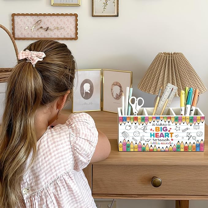 Teacher Pen Pencil Holder for Desk, Teacher Appreciation Gifts, It Takes a Big Heart to Help Shape Little Minds Wooden Box Sign Decorations for Office Classroom Desk Tabletop