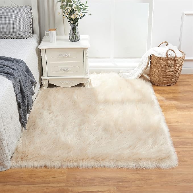 EasyJoy Ultra Soft Fluffy Shaggy Area Rug Faux Fur Rug Chair Cover Seat Pad Fuzzy Area Rug for Bedroom Floor Sofa Living Room (4 x 6 ft Rectangle, Beige)